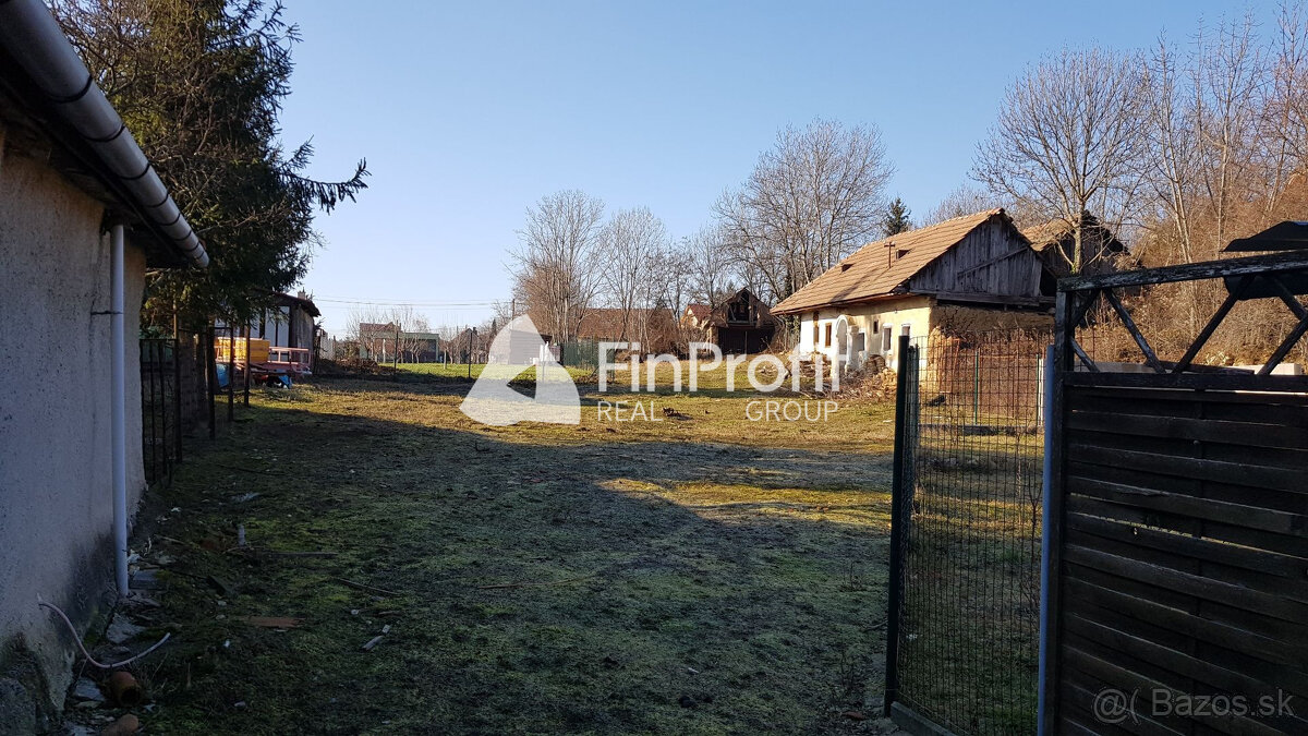 Predám stavebný pozemok Nitra - Štitáre. - 4