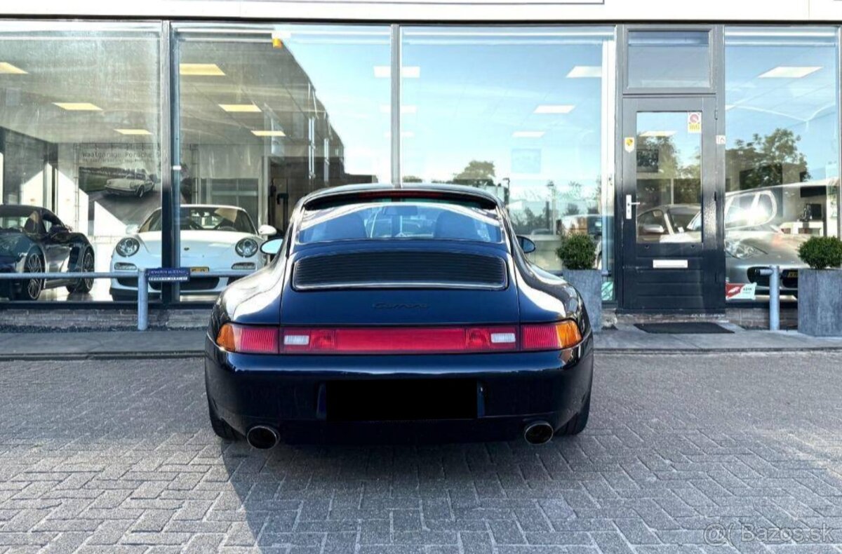 Porsche 911 Carrera z roku 1996 - 4