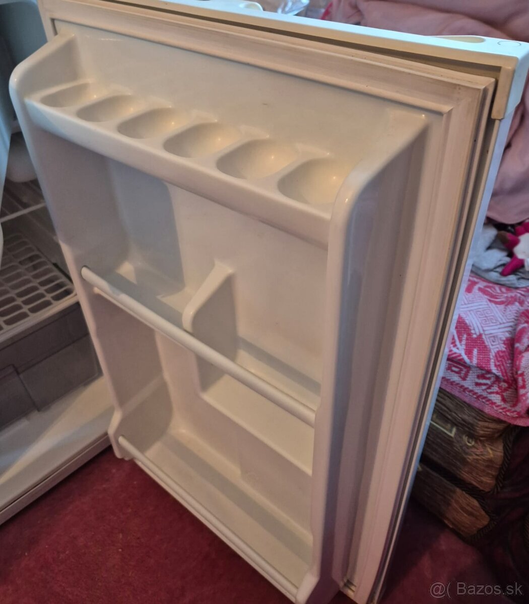 Chladnička malá - 4