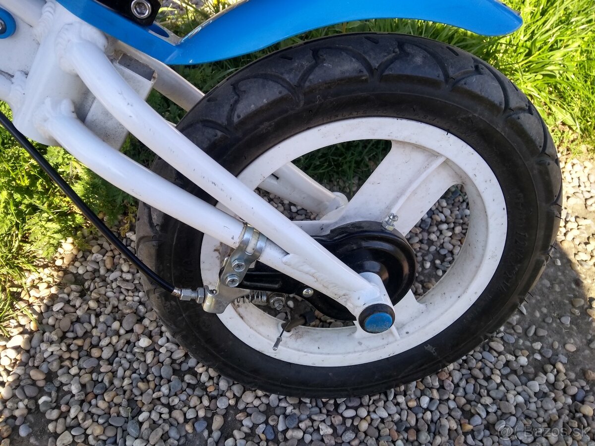 Odrážadlo JDBug s košíkom - 4