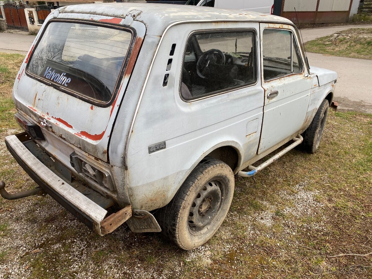 Lada Niva 1.6 - 4