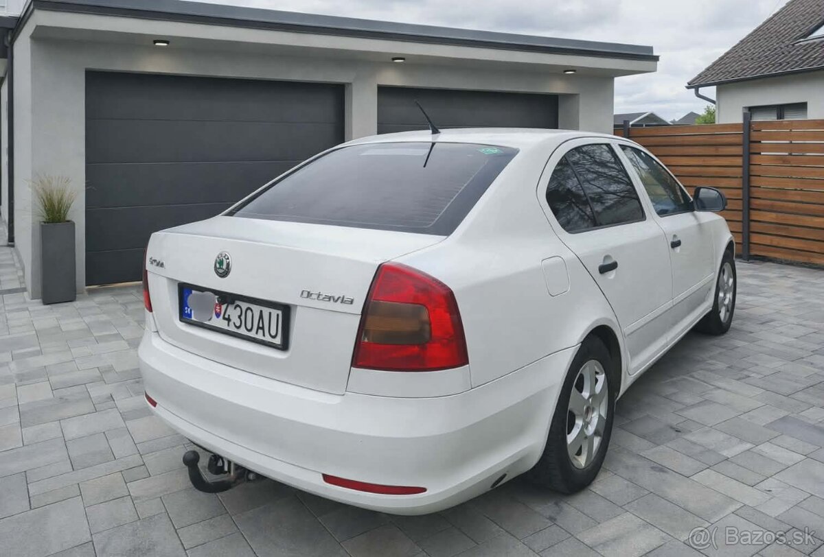 škodu octaviu 1.6 facelift benzin + LPG r.v2011 - 4