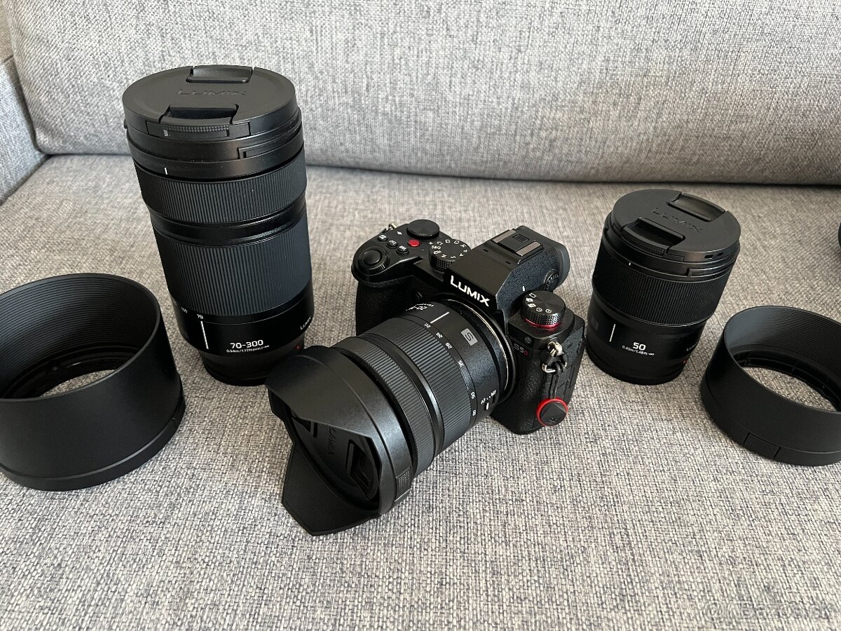 Panasonic Lumix S5D full-frame set s 3 objektivmi - 4