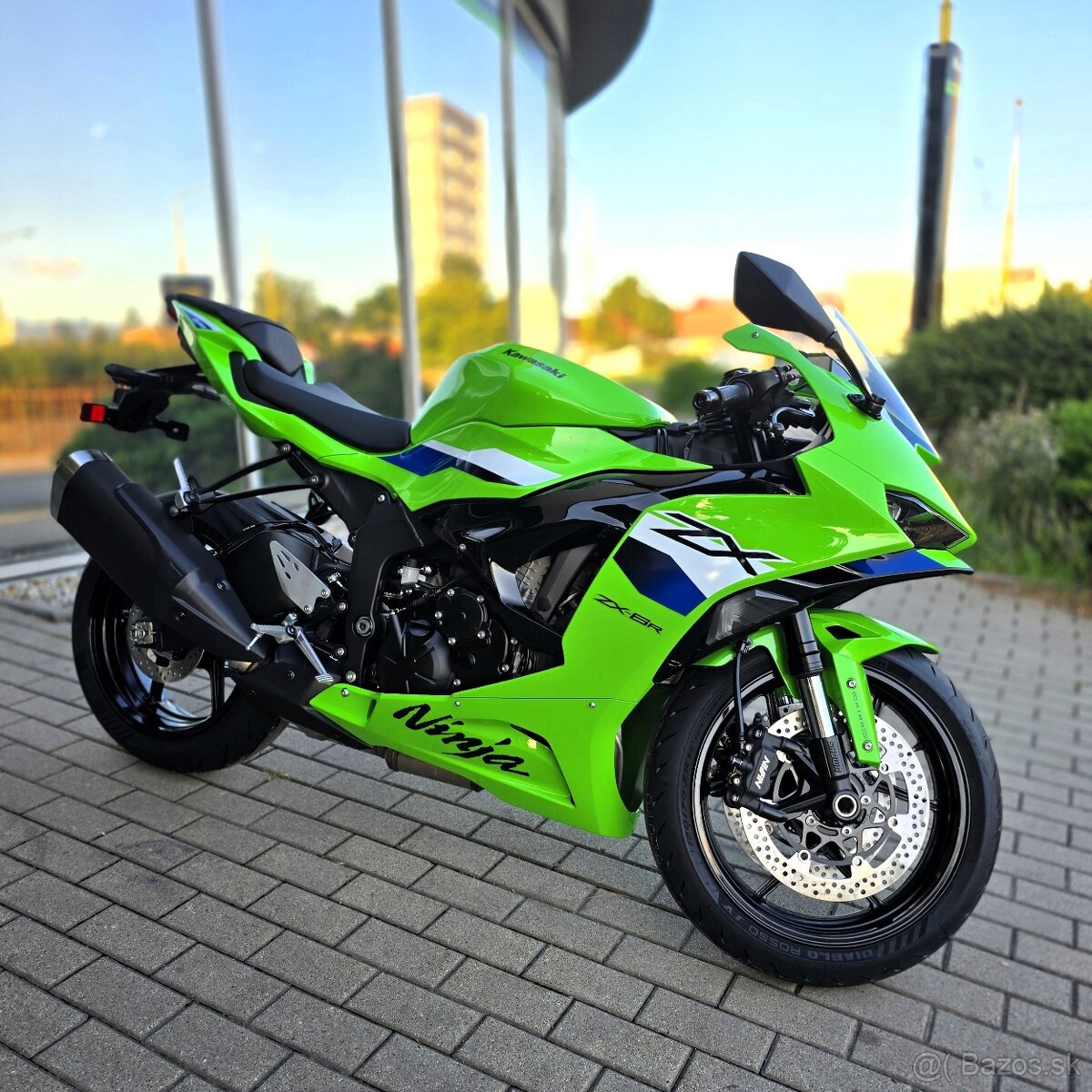 Kawasaki Ninja ZX-6R model 2026 zelená - 4