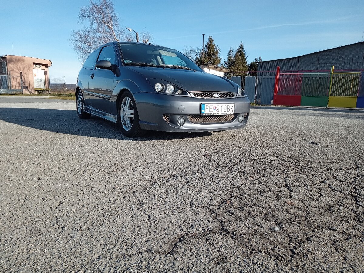 FORD FOCUS ST170 - 4