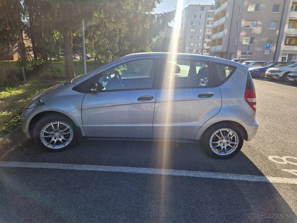 Predám Mercedes-Benz A 150 - 4