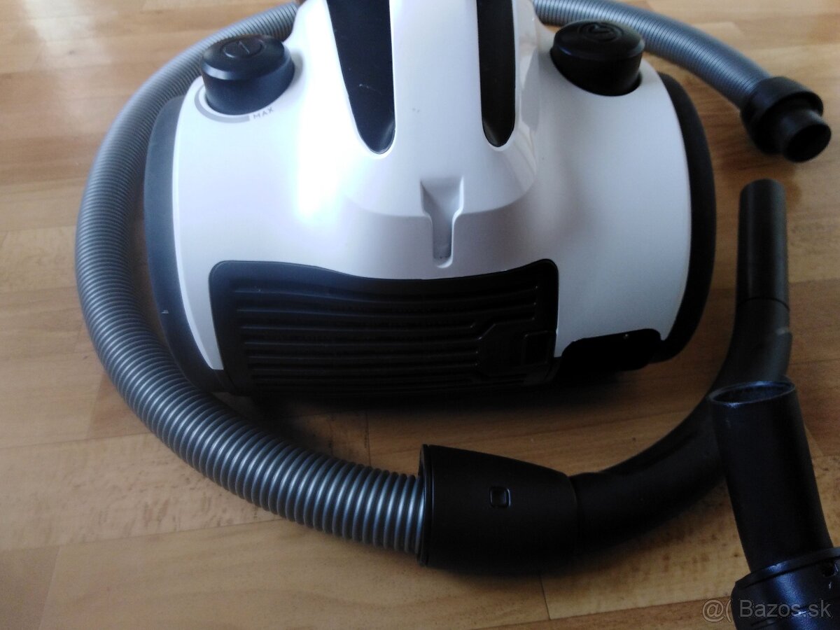 Bezvreckový vysávač Electrolux - 4
