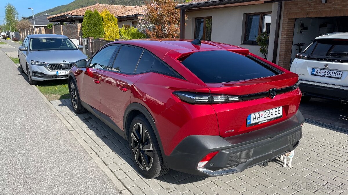 Peugeot 408, benzin, 1,2 130k rok 2023, automat - 4