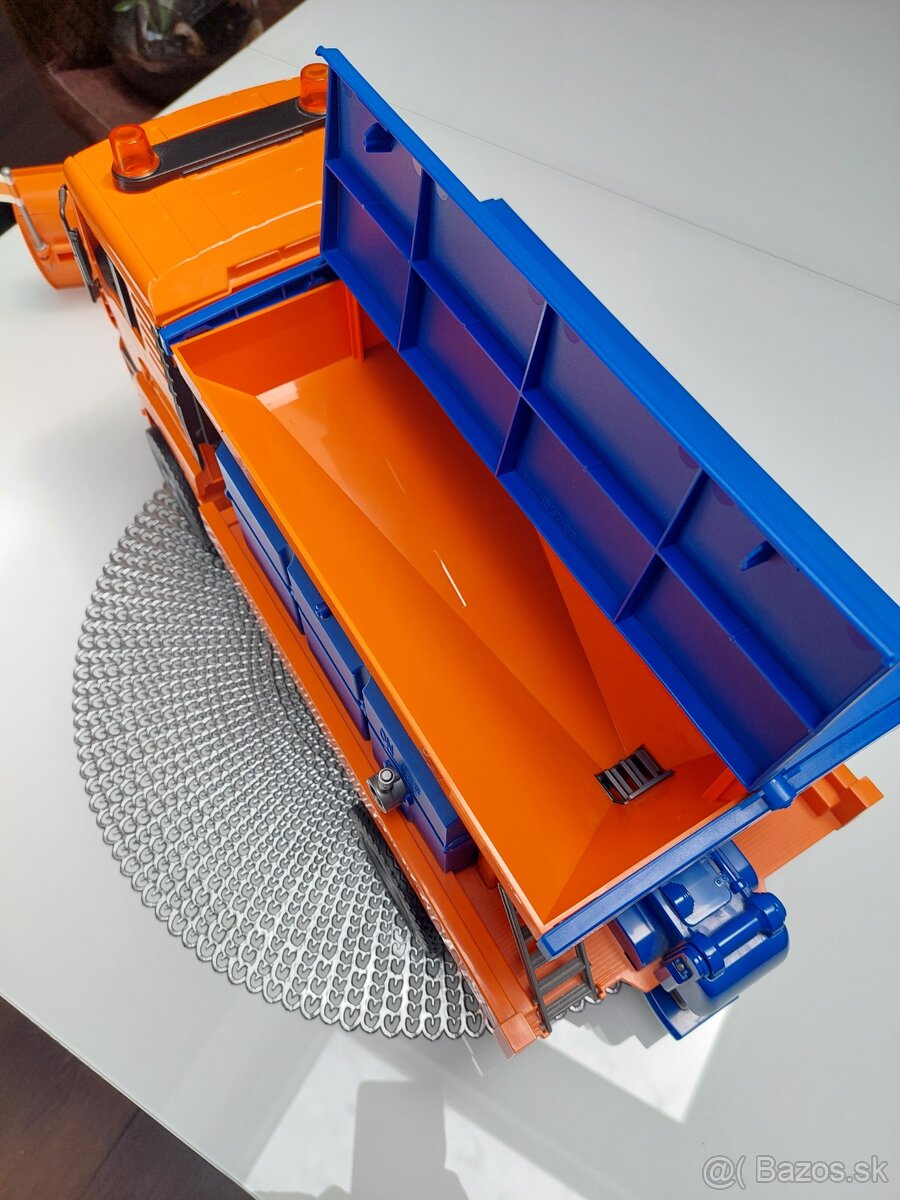 BRUDER 3785 MAN TGS Cestárske auto - 4