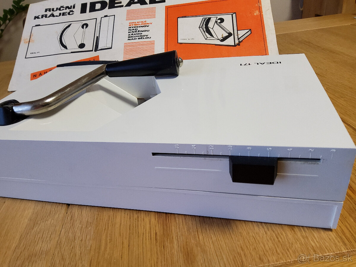 retro funkčný ručný krájač Ideal K 171 - 4