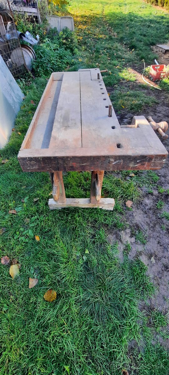 Stolárska hoblica, stolársky ponk - 4