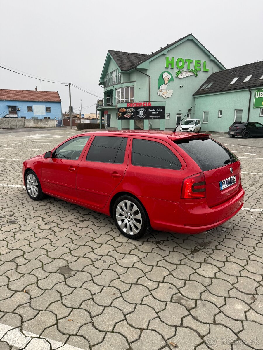 Predam škoda octavia 2 1.6 fsi benzín - 4
