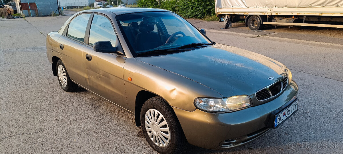 Daewoo Nubira 1.6 benzín - 4
