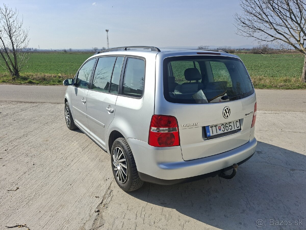 Predam vw touran - 4