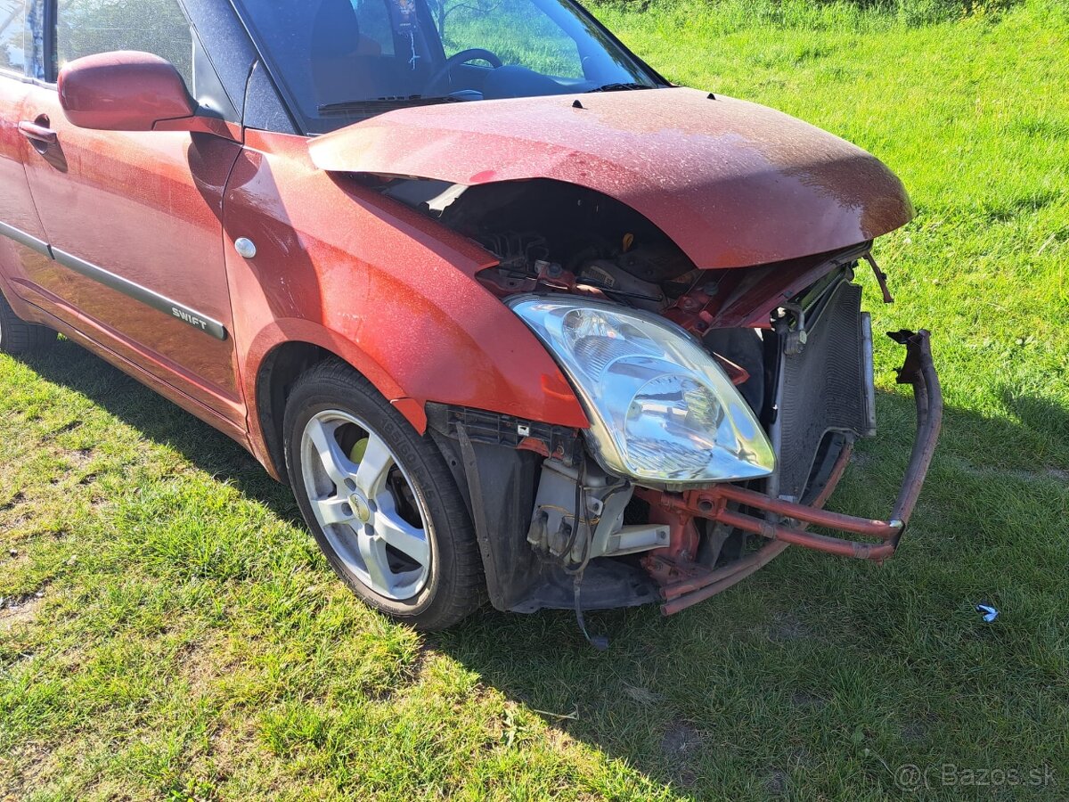 Suzuki Swift 1.3 benzín - 4