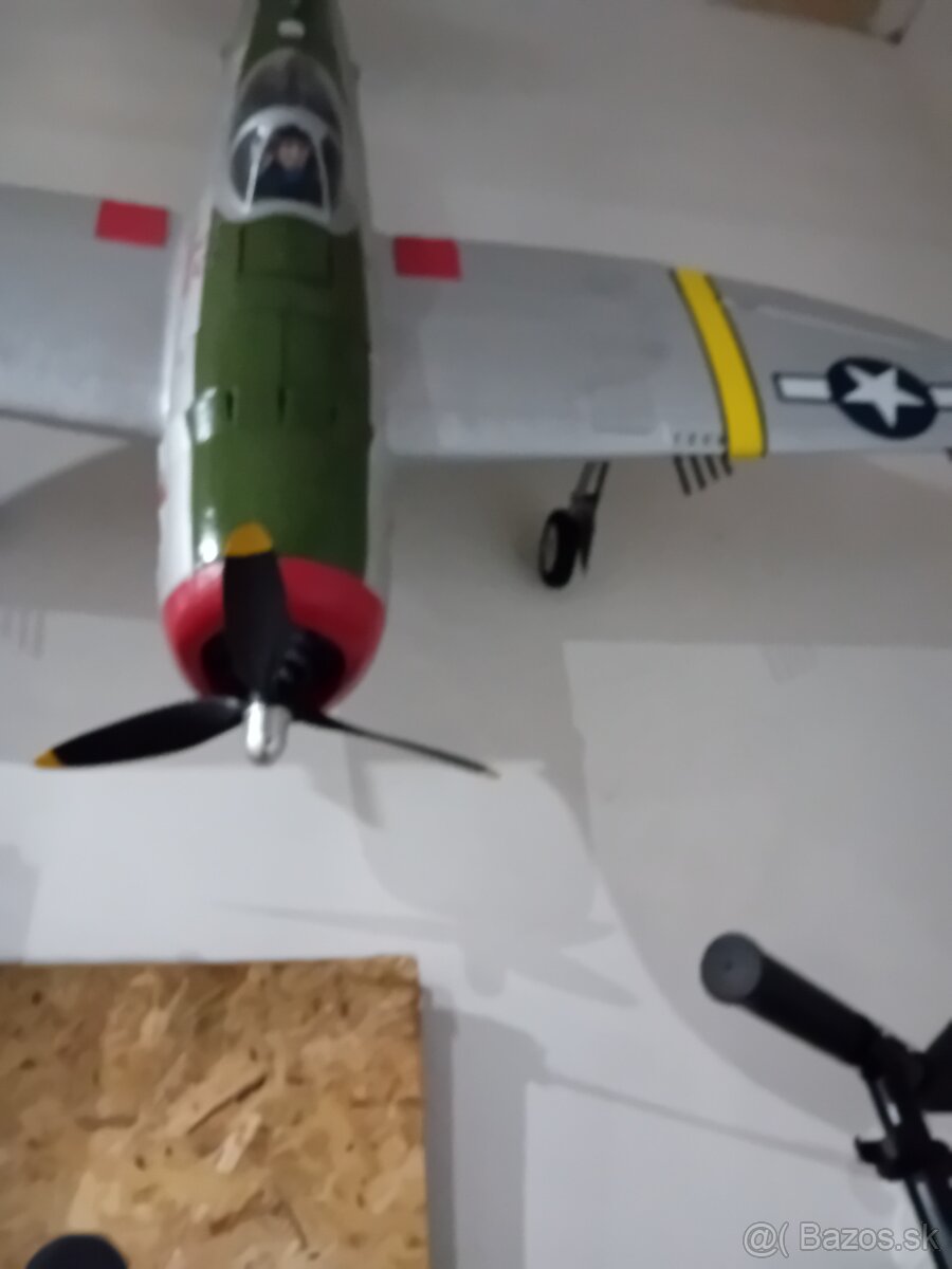 P-47 - 4