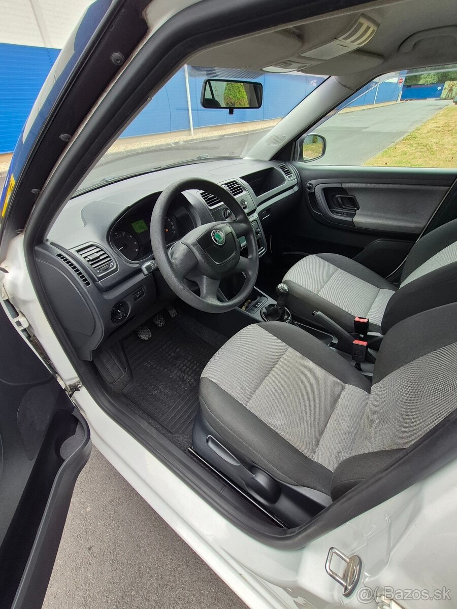 ŠKODA FABIA - 4