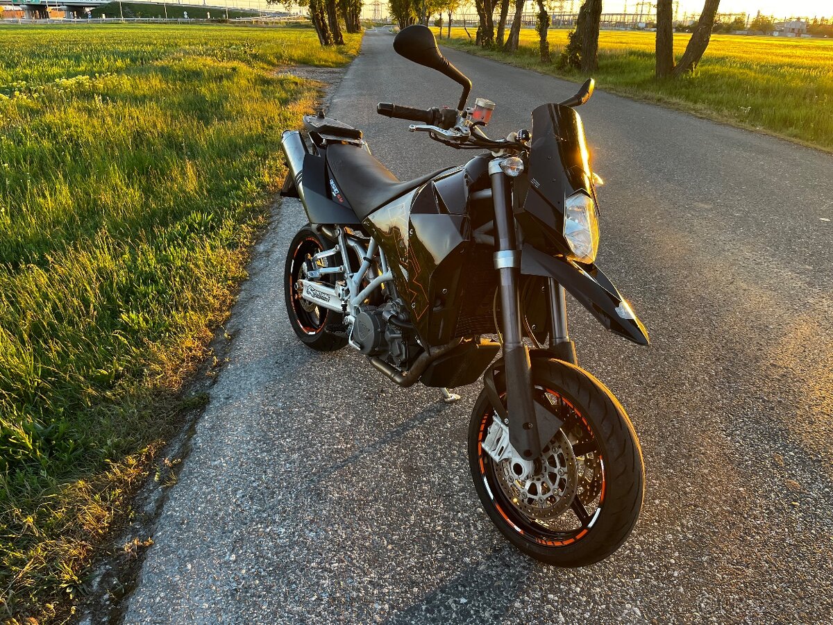 KTM 950 SM - 4
