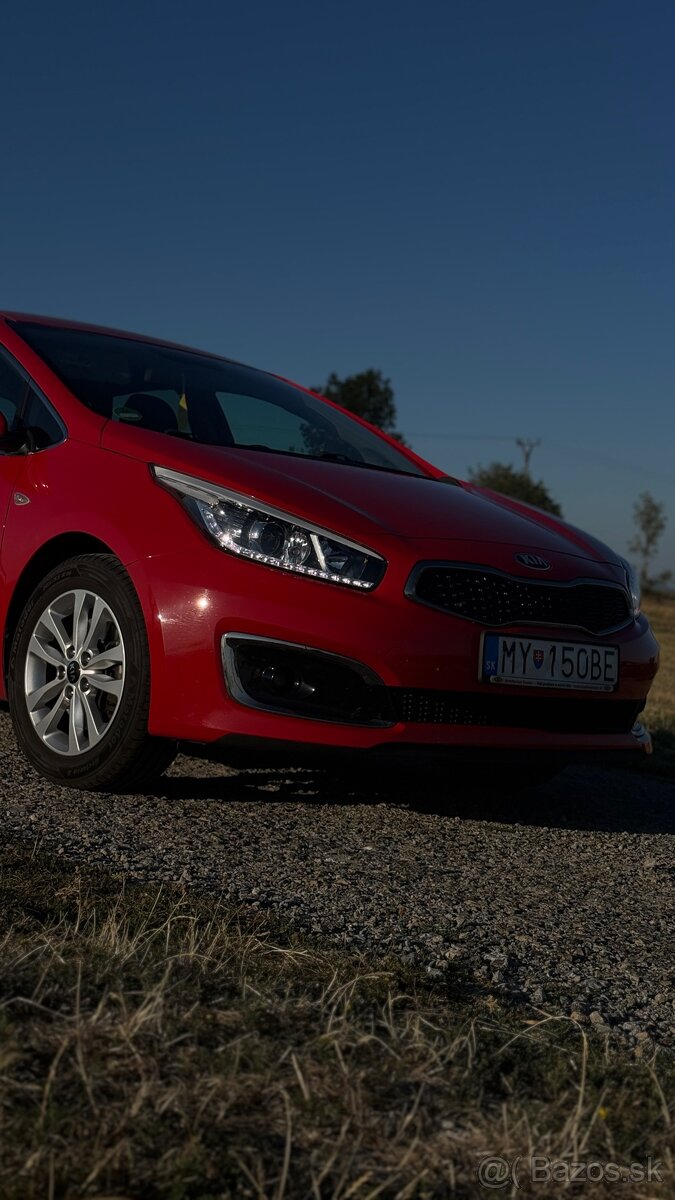 Kia Ceed - 4