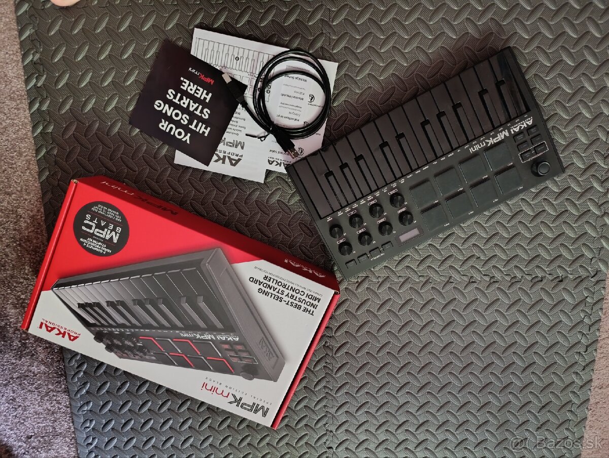 Akai mpk mini Mk3 black + záruka - 4