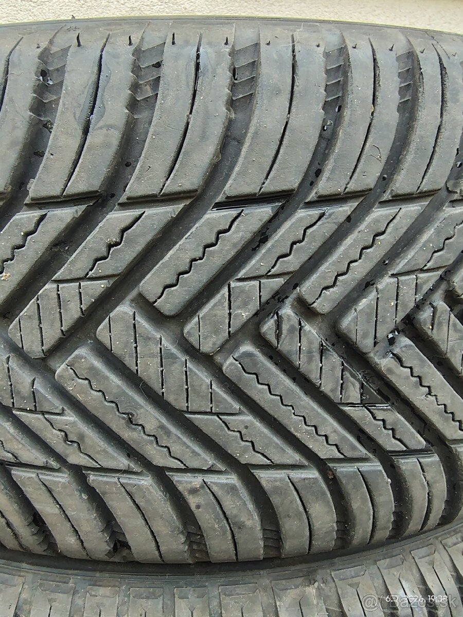 Celoročné pneu 225/55R19 103W Hankook Kinergy 4S2X dezén 7mm - 4