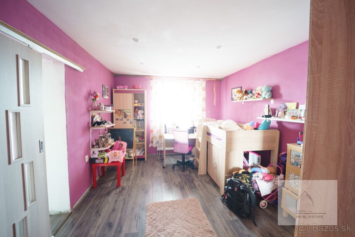 Dvojgeneračný rodinný dom vo Vrábľoch na predaj - 4