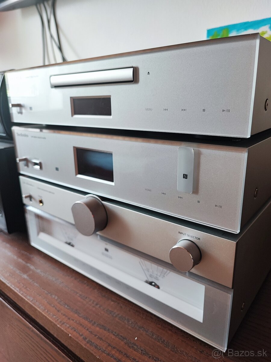 Technics C700 Series - 4