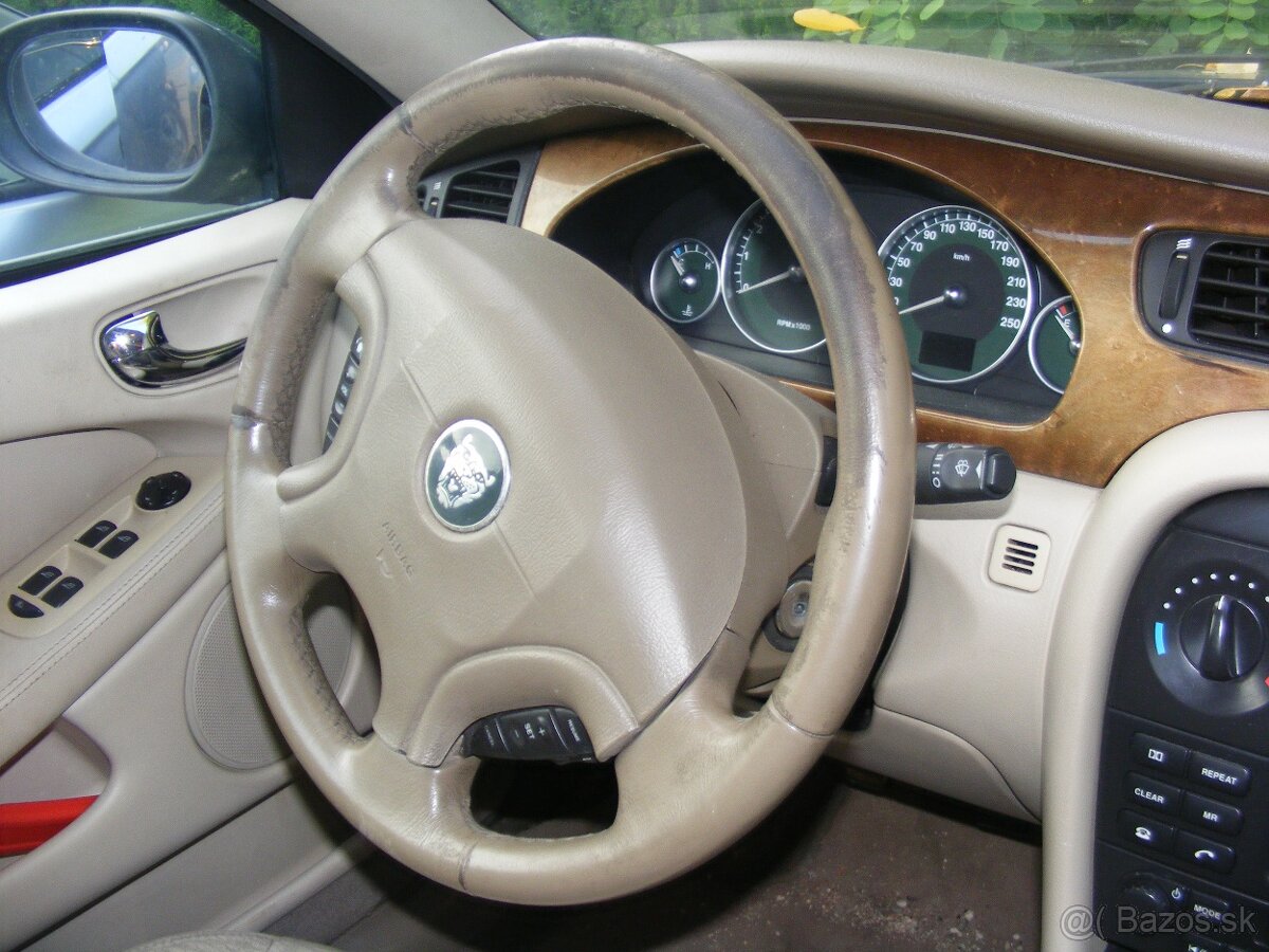 Jaguar X-type 2.5 benzín na ND - 4