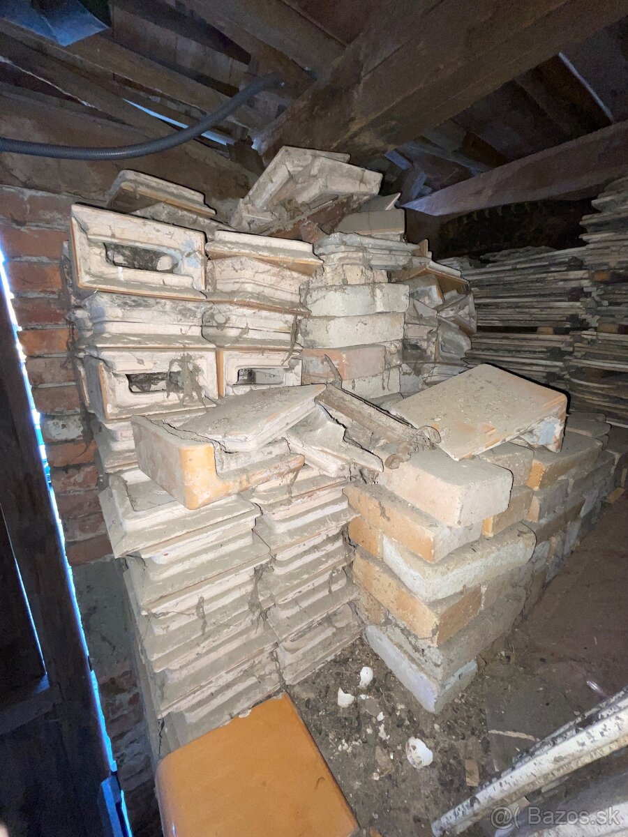 Kachľová pec rozobrata - 4