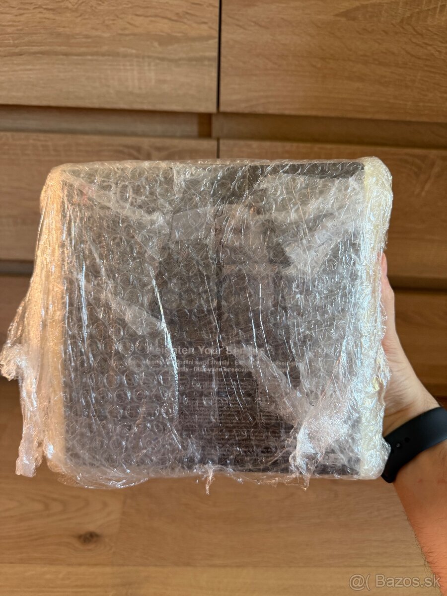 PS5 DualSense 30th Anniversary Limited Edition - 4