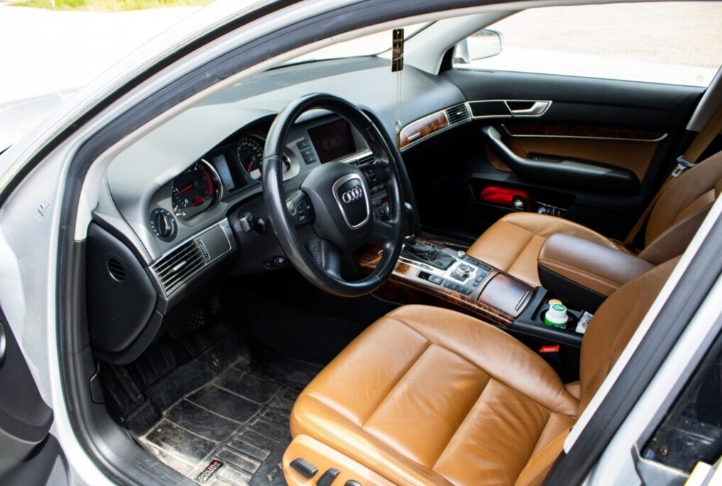 Audi A6 2005 - 4