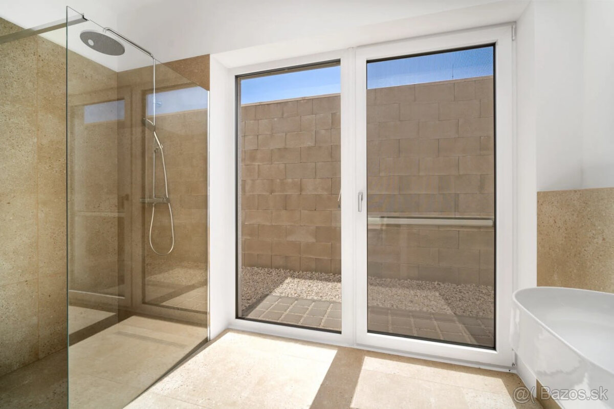 Na predaj novopostavený 4-izbový RD v obci Topoľnica. - 4