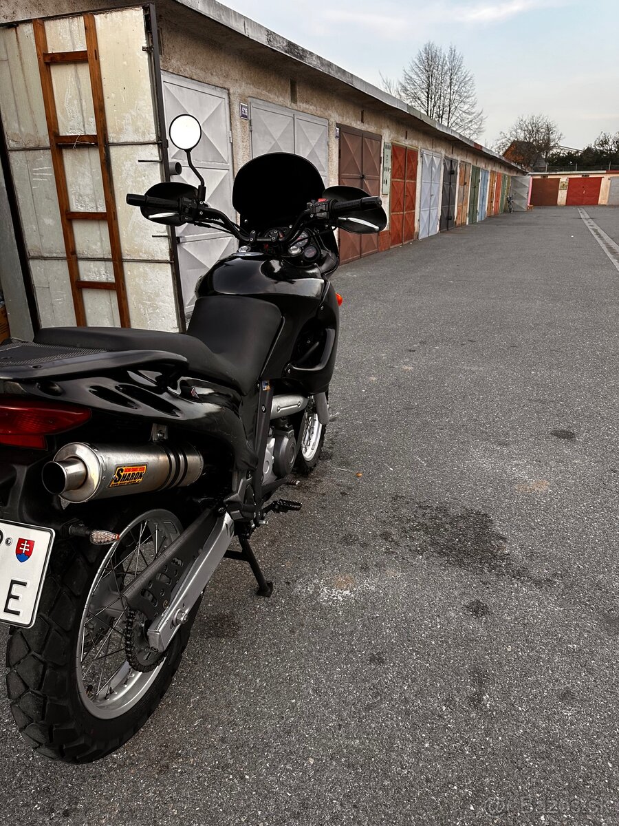 Aprilia pegaso 650ie 2003