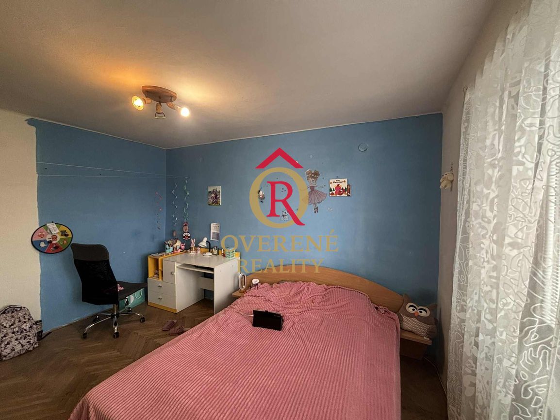 Exkluzívne na predaj priestranný 3-izbový byt s lodžiou/Žiar - 4