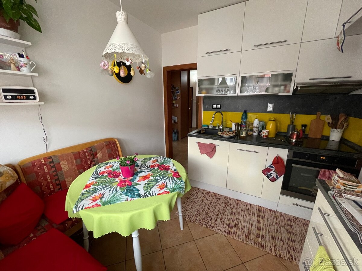 Rezervované. 3-izbový byt, Martin - Ľadoveň - 4