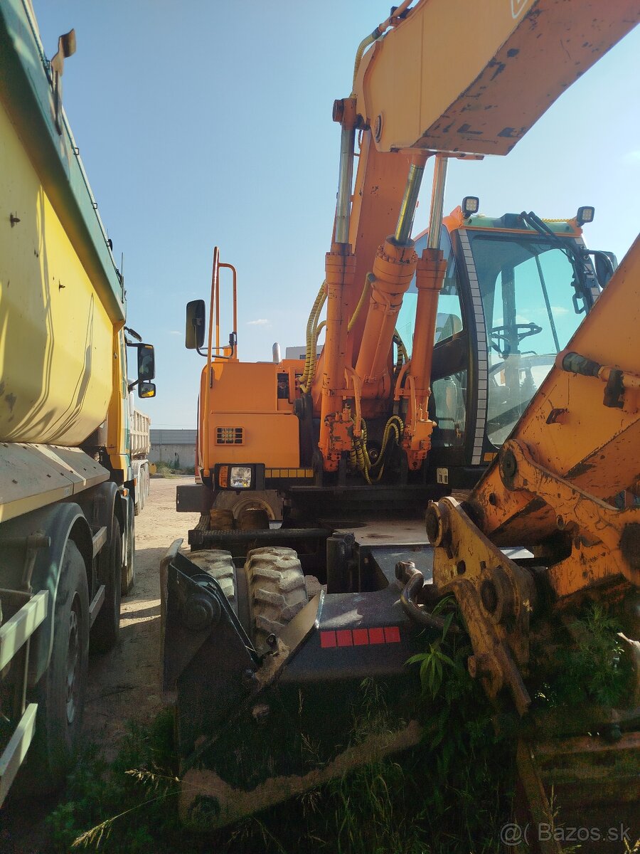 Predám JCB 103 otočny bager,možná výmena - 4