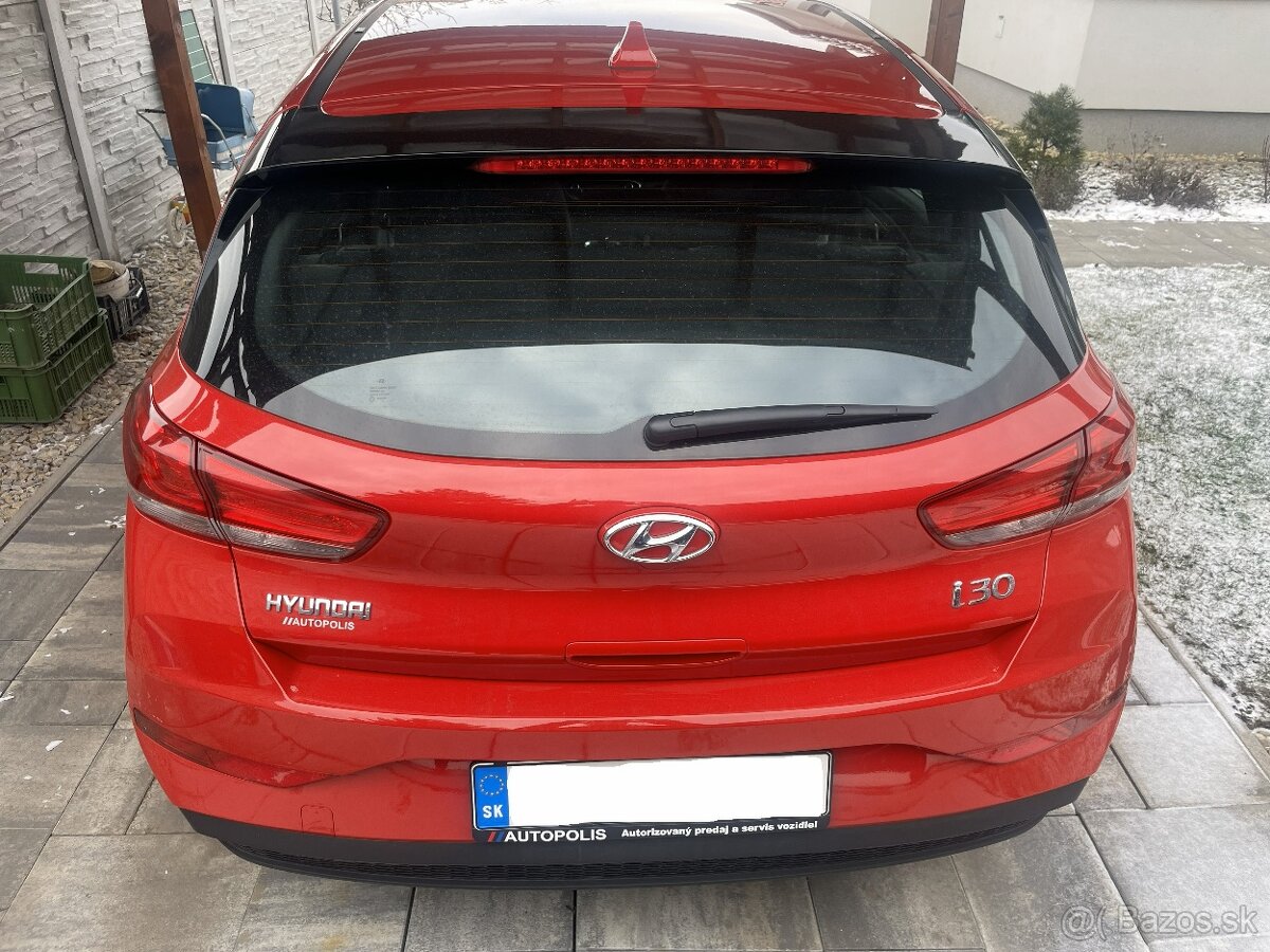 Hyundai I30, 1.5 DPI, model 2023, 33 000km - 4
