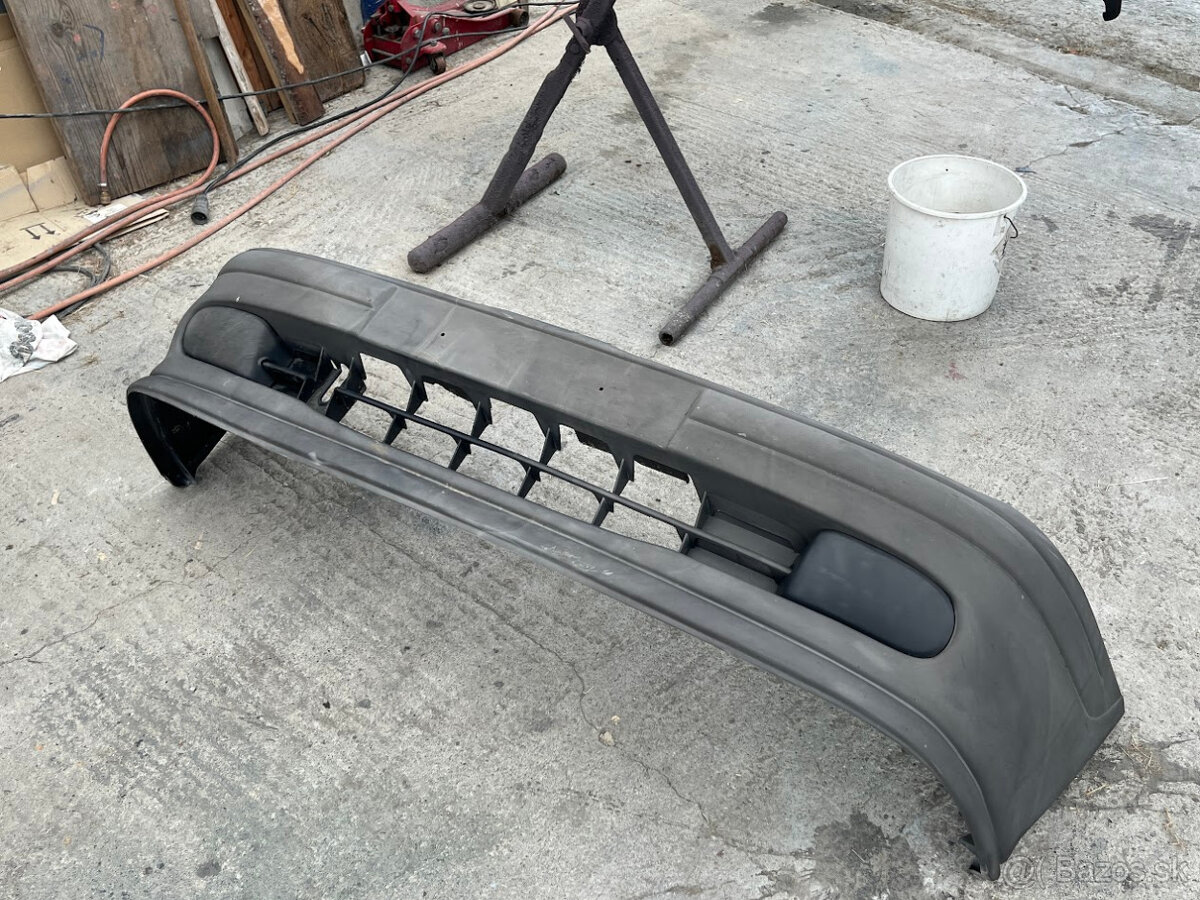 Renault Megane I 96-99 Predný nárazník - 4