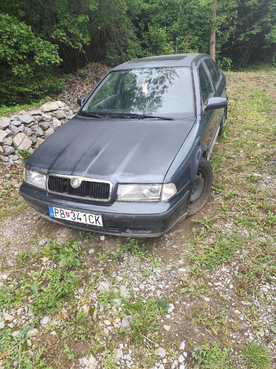 Octavia 1.6 benzín 74 kw - 4
