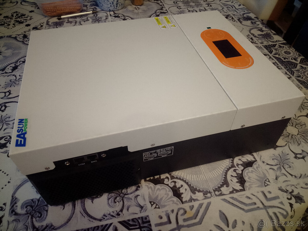 Solárny hybridný menič 48V 6kW Easun - 4