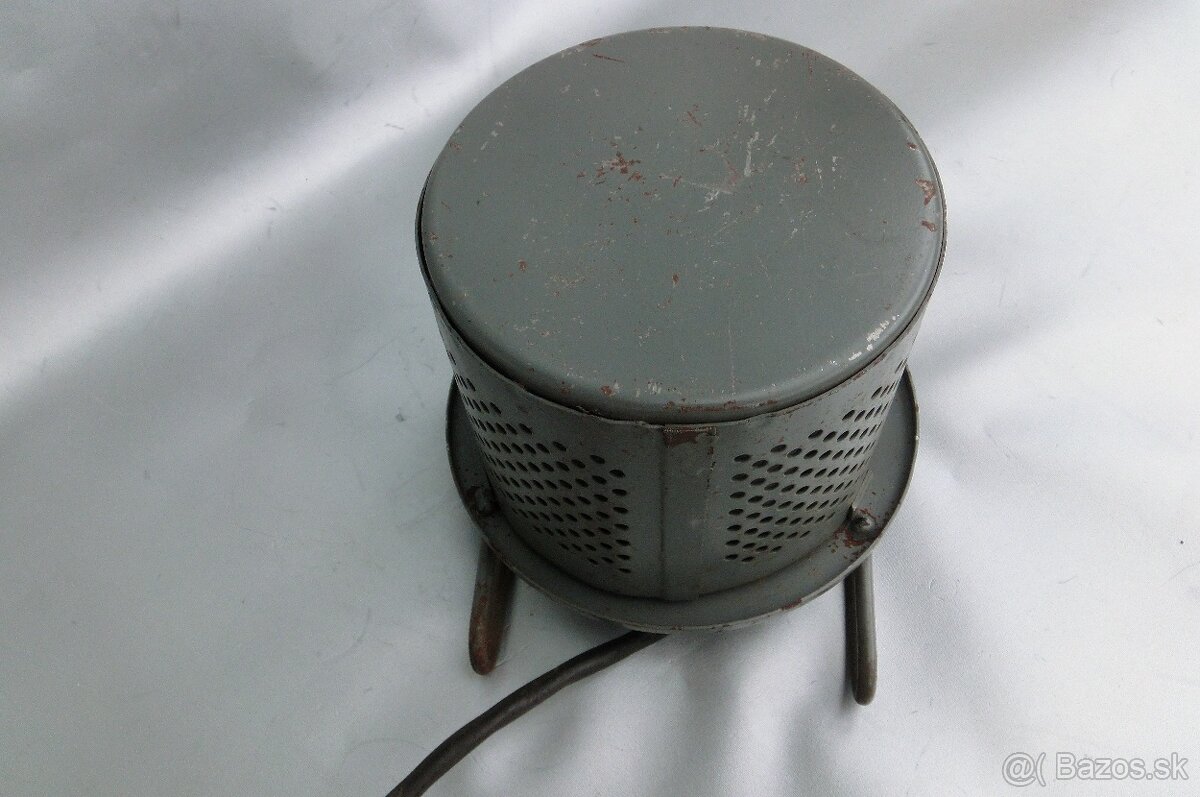 Regulátor napätia RT4 na triodin . - 4