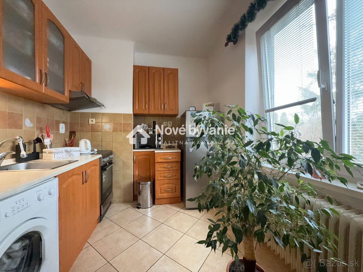 Predaj,2iz. byt s výhľadom na park-ŽeliezovceN159-112-FRADE3 - 4