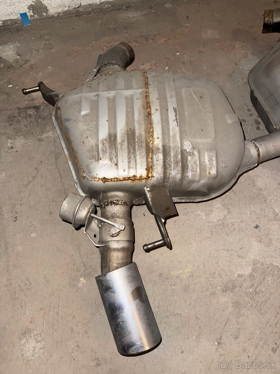 Tlmič výfuku BMW 335xi - 4