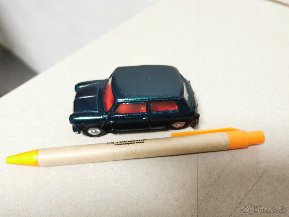 Corgi toys Mini Morris - 4