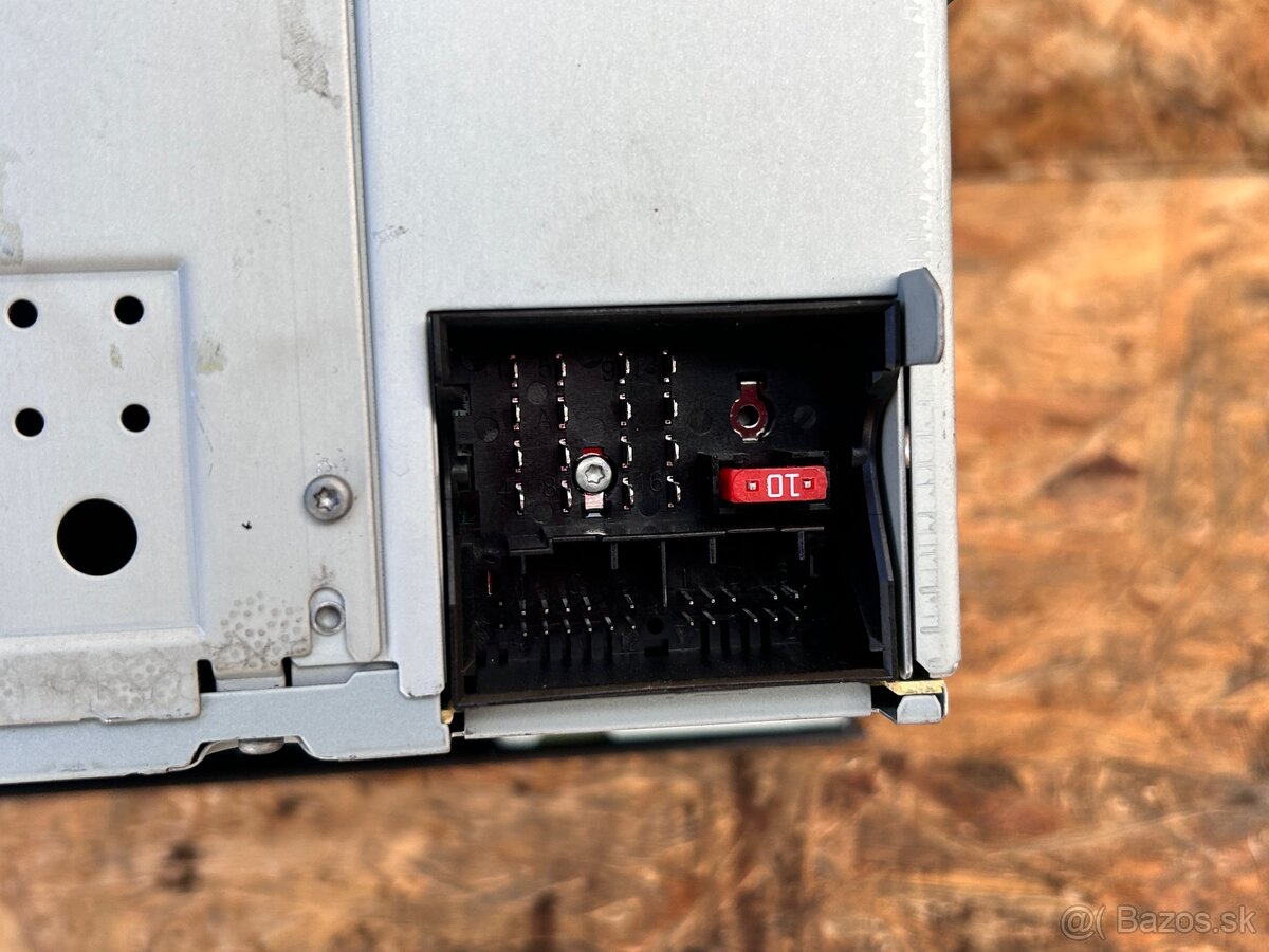 Rádio Swing Škoda Superb 2 - 4