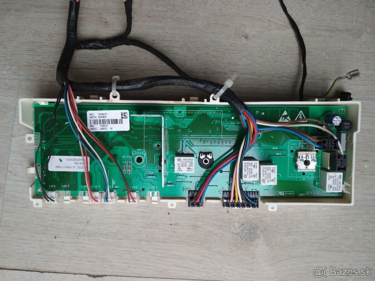 Rozpredám práčku Whirlpool AWG - 4