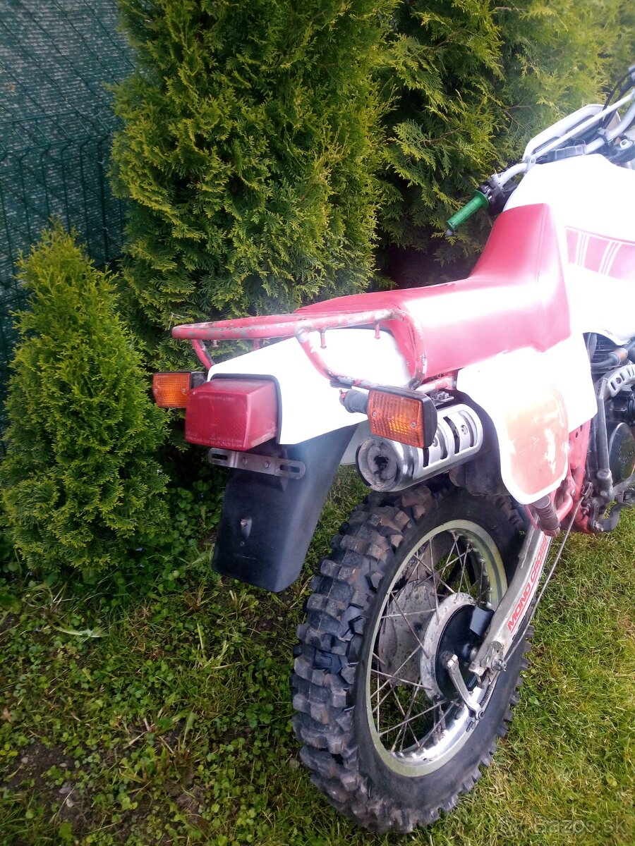 Yamaha XT 600