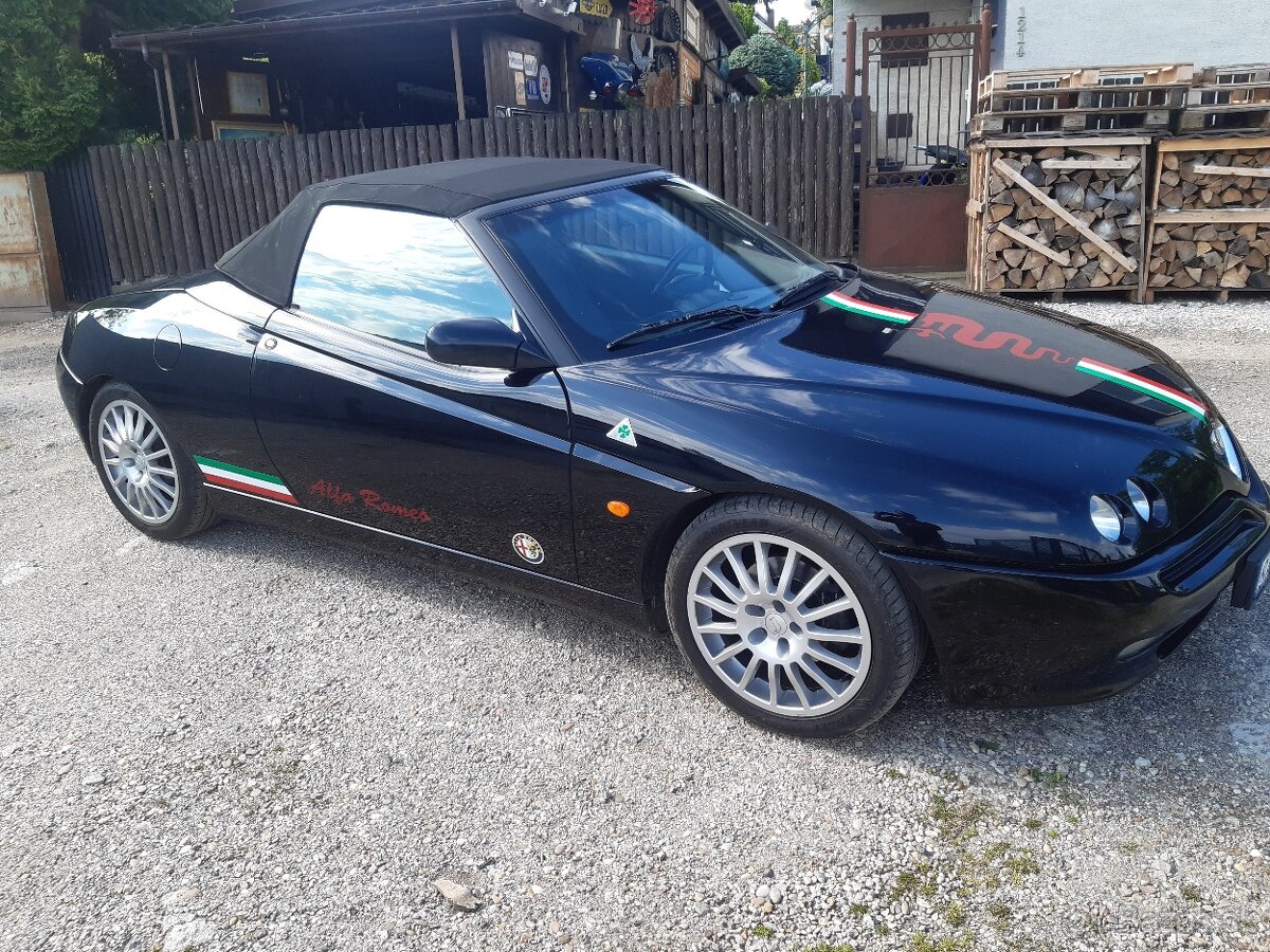 Alfa Romeo Spider - 4