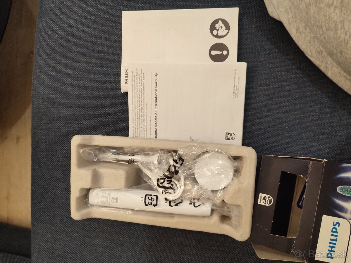 Elektrická kefka Philips Sonicare 3100 - 4