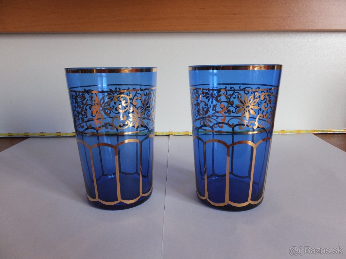 Krásné modré sklenice, bohatě zlacené. obsah 220 ml. - 4
